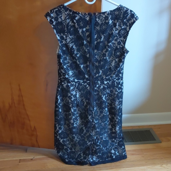 Simply Vera Vera Wang black lace dress - Picture 2 of 2